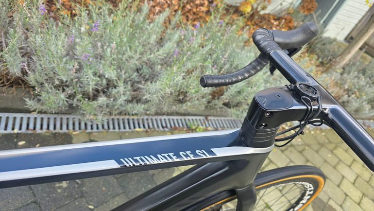 Used Canyon Ultimate CF SL 8 Disc Di2 2021 2021 Road & Gravel, Black — image 9 of 15