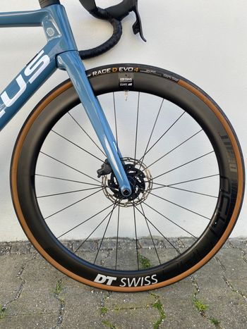 Used Focus IZALCO MAX DISC 9.7 2021 2021 Road & Gravel, Blue — image 3 of 30