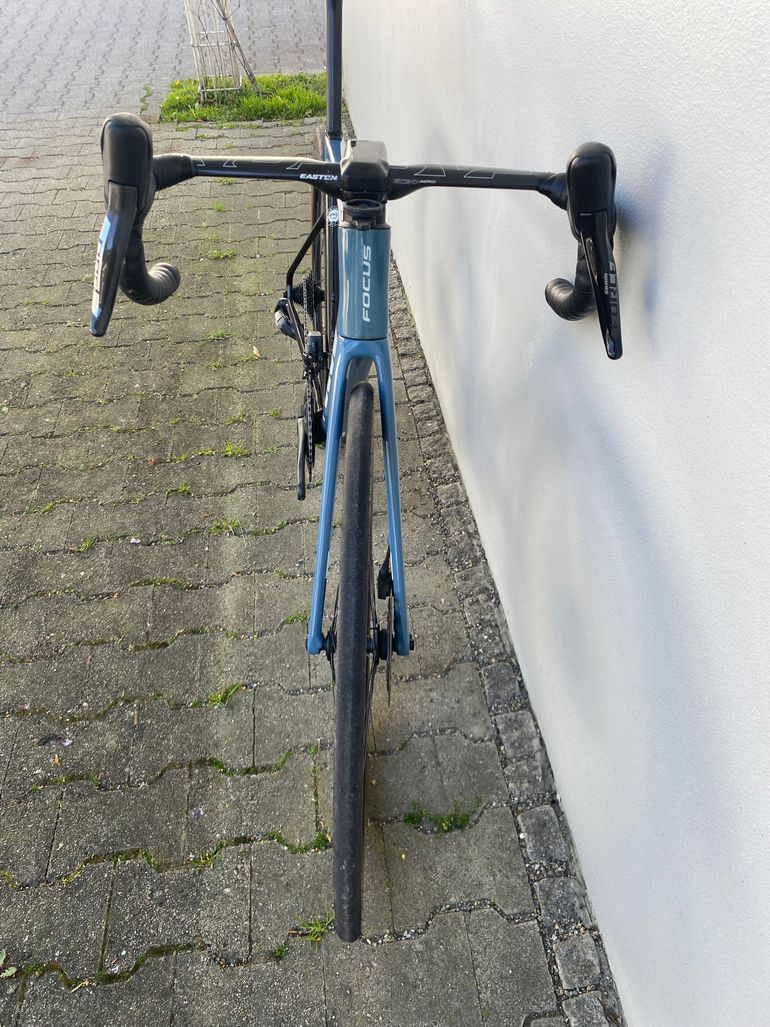 Used Focus IZALCO MAX DISC 9.7 2021 2021 Road & Gravel, Blue — image 13 of 30