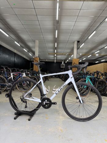 Used CUBE Attain 2022 Road & Gravel