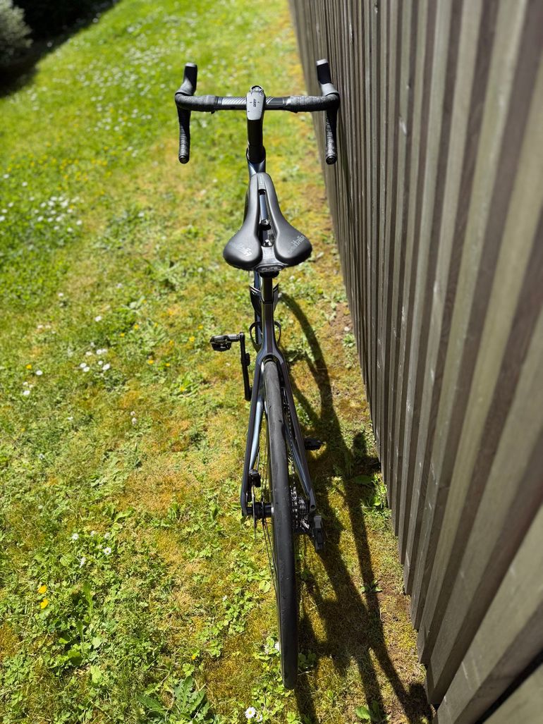 Used Giant Propel, Advanced Disc 1 2022 2022 Road & Gravel, Blue — image 4 of 6