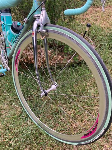 Used Bianchi Custom Campagnolo Record 1992 Road & Gravel, Green — image 6 of 10