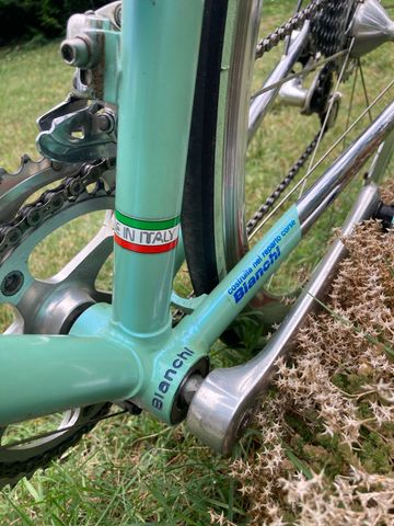 Used Bianchi Custom Campagnolo Record 1992 Road & Gravel, Green — image 9 of 10