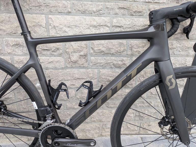 Used Scott Addict RC 30 2024 2024 Road & Gravel — image 8 of 8