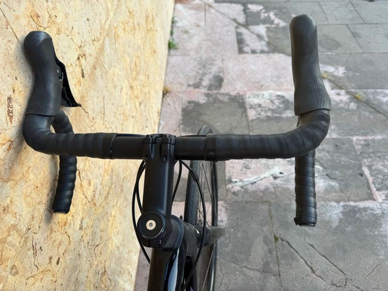 Used Giant TCR Advanced Disc 2 2022 2022 Road & Gravel, Black — image 9 of 16