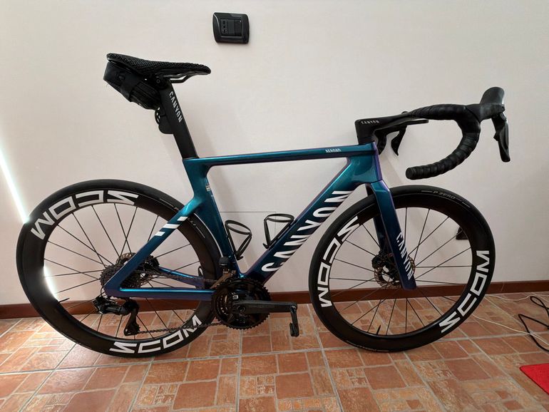 Used Canyon Aeroad CFR Di2 2025 2025 Road & Gravel, Blue — image 1 of 4