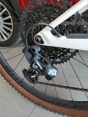 Używany Canyon Lux CF 8 2021 2021 Mountainbike — zdjęcie 6 z 6