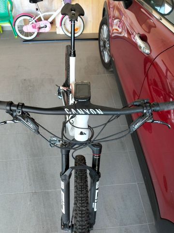 Używany Canyon Lux CF 8 2021 2021 Mountainbike — zdjęcie 4 z 6