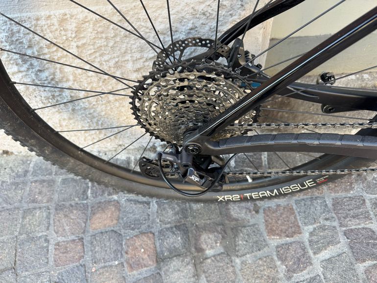 Used Trek Procaliber 9.6 Gen 3 2025 2025 Mountainbike, Black, 29 — image 3 of 5