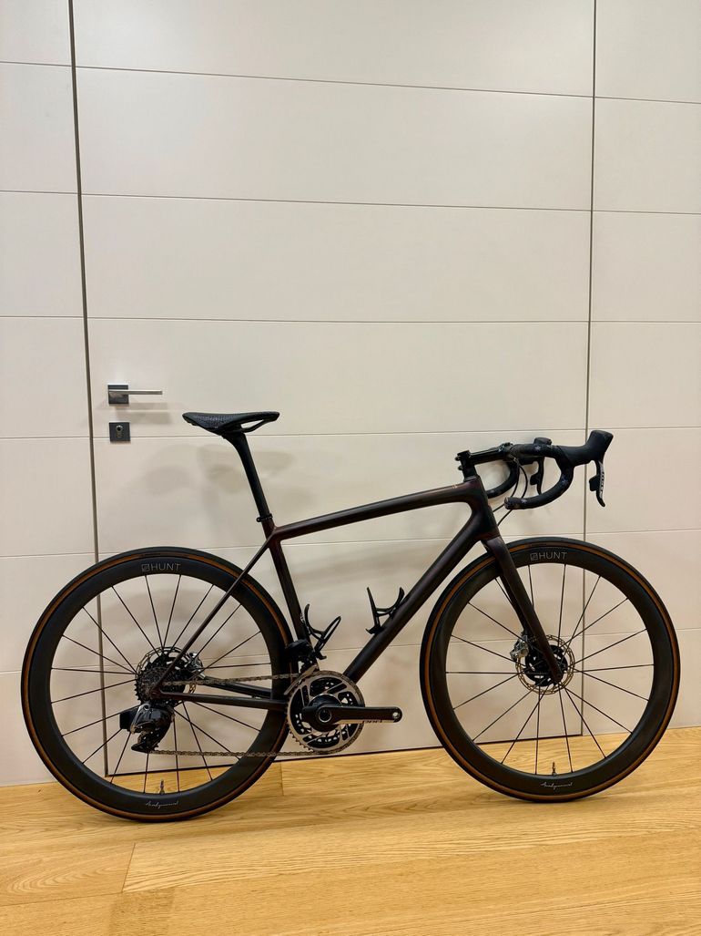 Used Specialized S-Works Aethos – SRAM Red eTap AXS 2023 2023 Road & Gravel — image 1 of 18