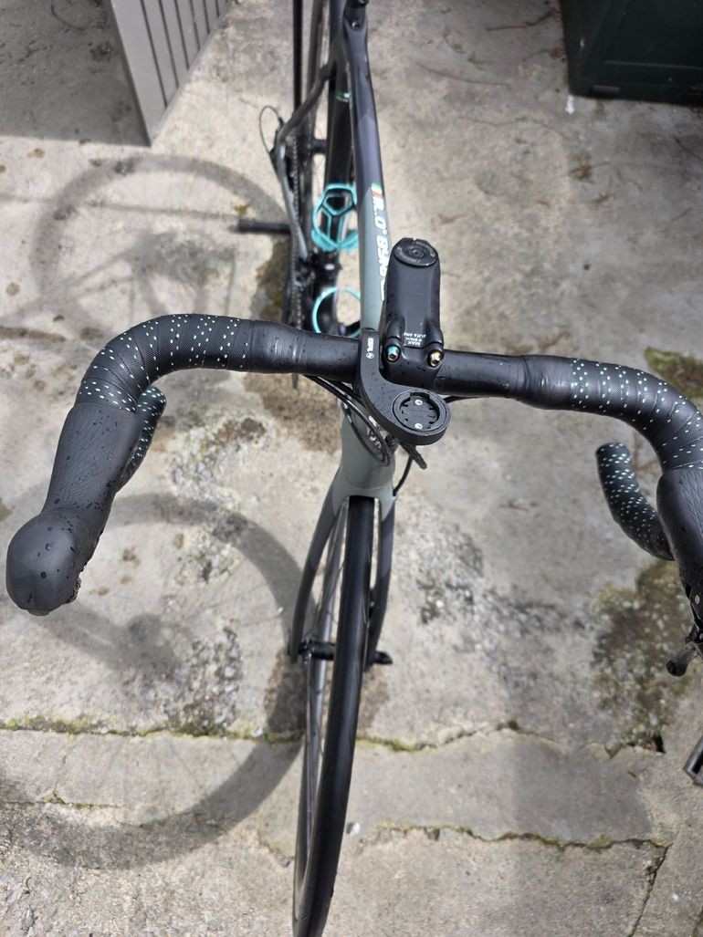 Used Bianchi Oltre XR3 - Ultegra 2022 2022 Road & Gravel — image 9 of 9