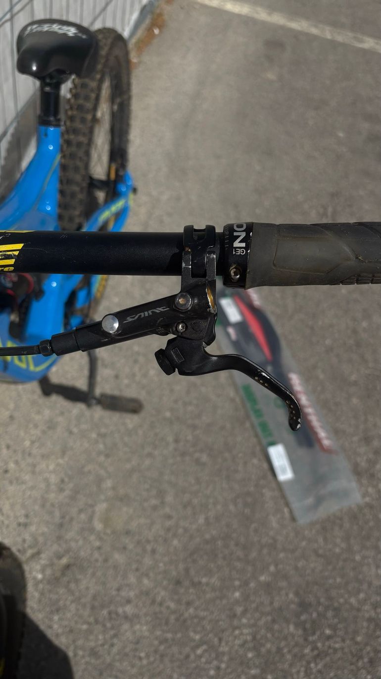 Used Pivot Phoenix DH Carbon Saint 2018 2018 Mountainbike, Blue, 27.5 — image 4 of 7