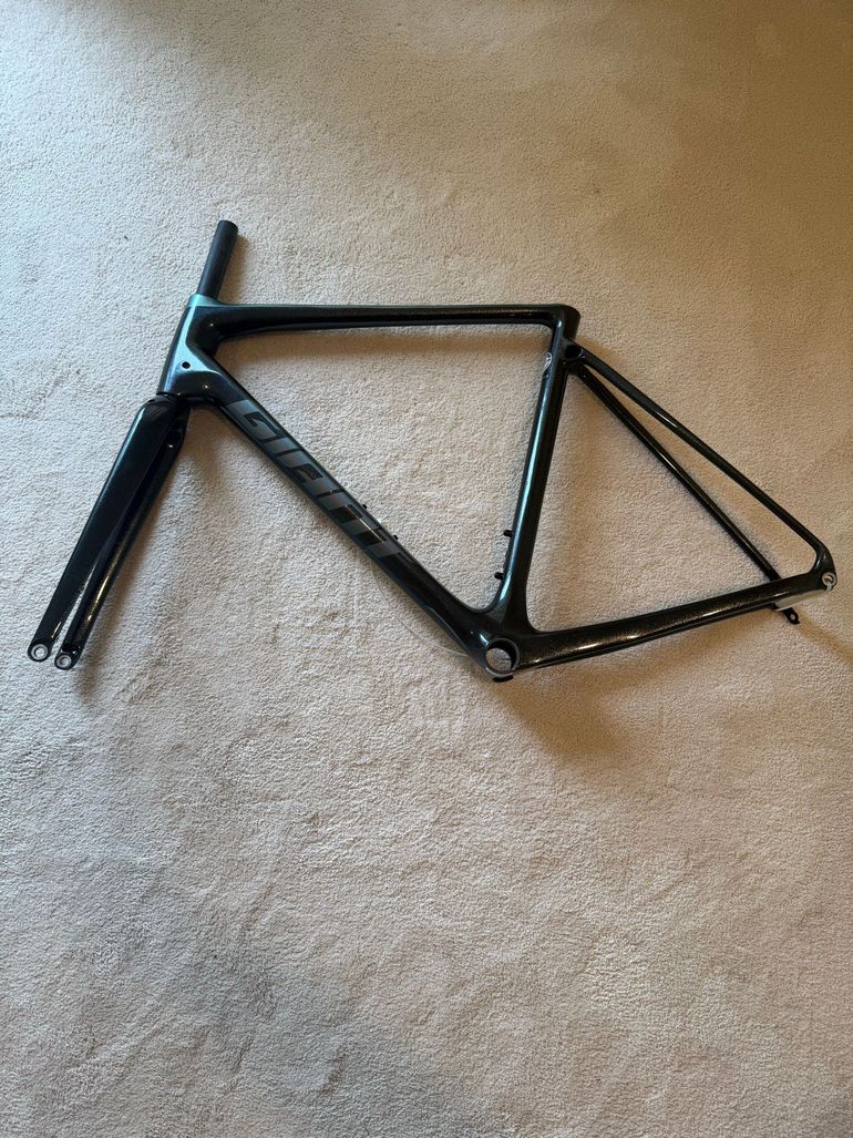 Used Giant TCX Advanced Pro Frameset 2023 Frameset 2023 Road & Gravel, Light Gray — image 2 of 7