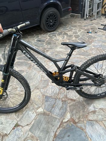 Použité Specialized Demo Sram Eagle Transmission GX 2022 Mountainbike — obrázek 13 z 13