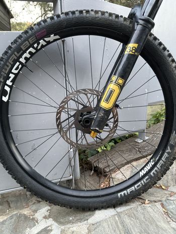 Použité Specialized Demo Sram Eagle Transmission GX 2022 Mountainbike — obrázek 12 z 13