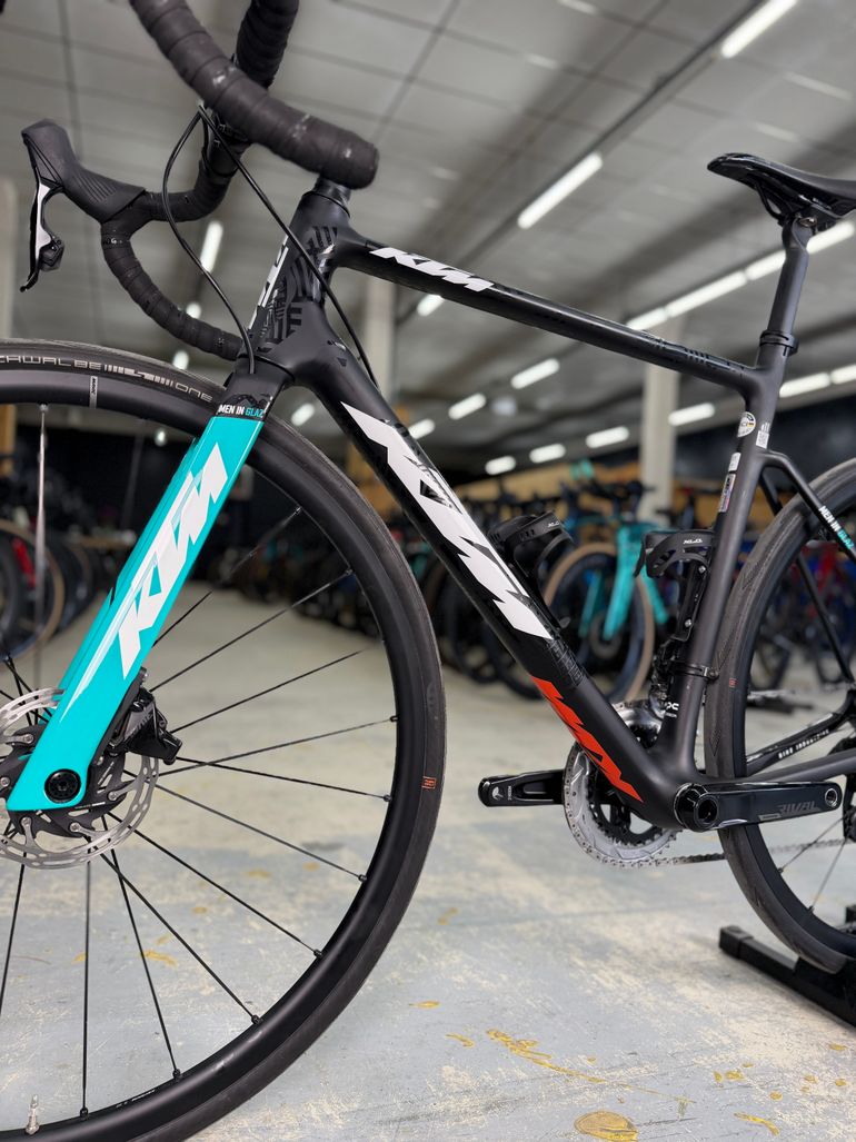Used KTM REVELATOR ALTO ELITE AXS 2022 2022 Road & Gravel, Black — image 13 of 21