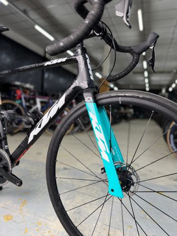 Used KTM REVELATOR ALTO ELITE AXS 2022 2022 Road & Gravel, Black — image 3 of 21