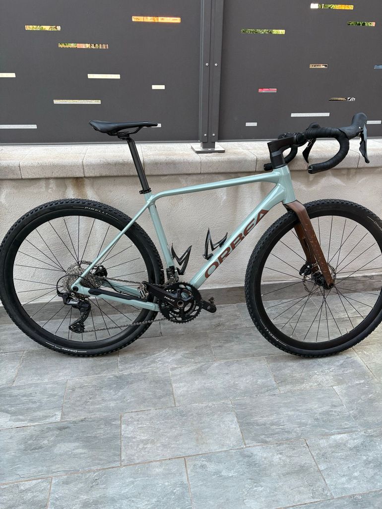 Used Orbea TERRA H30 2024 2024 Road & Gravel, Green — image 1 of 8