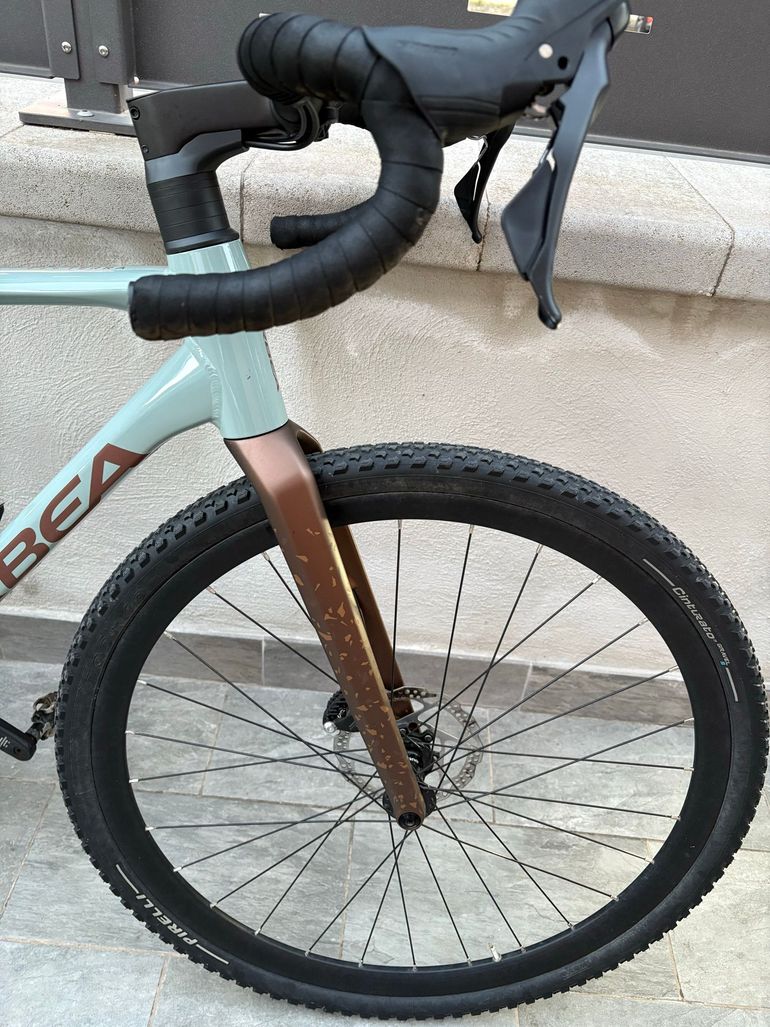 Used Orbea TERRA H30 2024 2024 Road & Gravel, Green — image 6 of 8