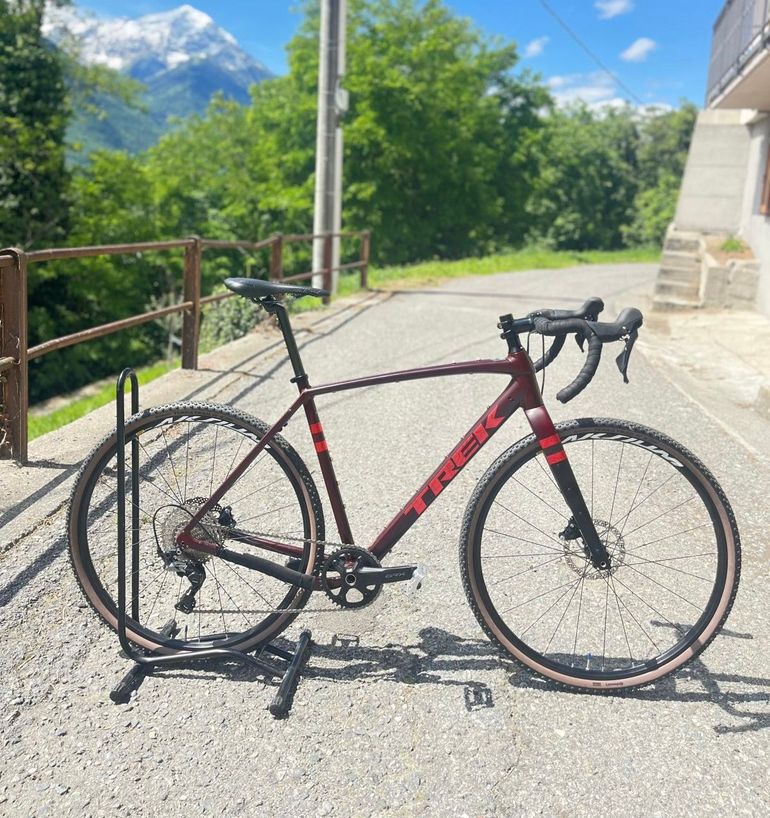 Used Trek Checkpoint Shimano GRX 2025 Road & Gravel, Red — image 1 of 9
