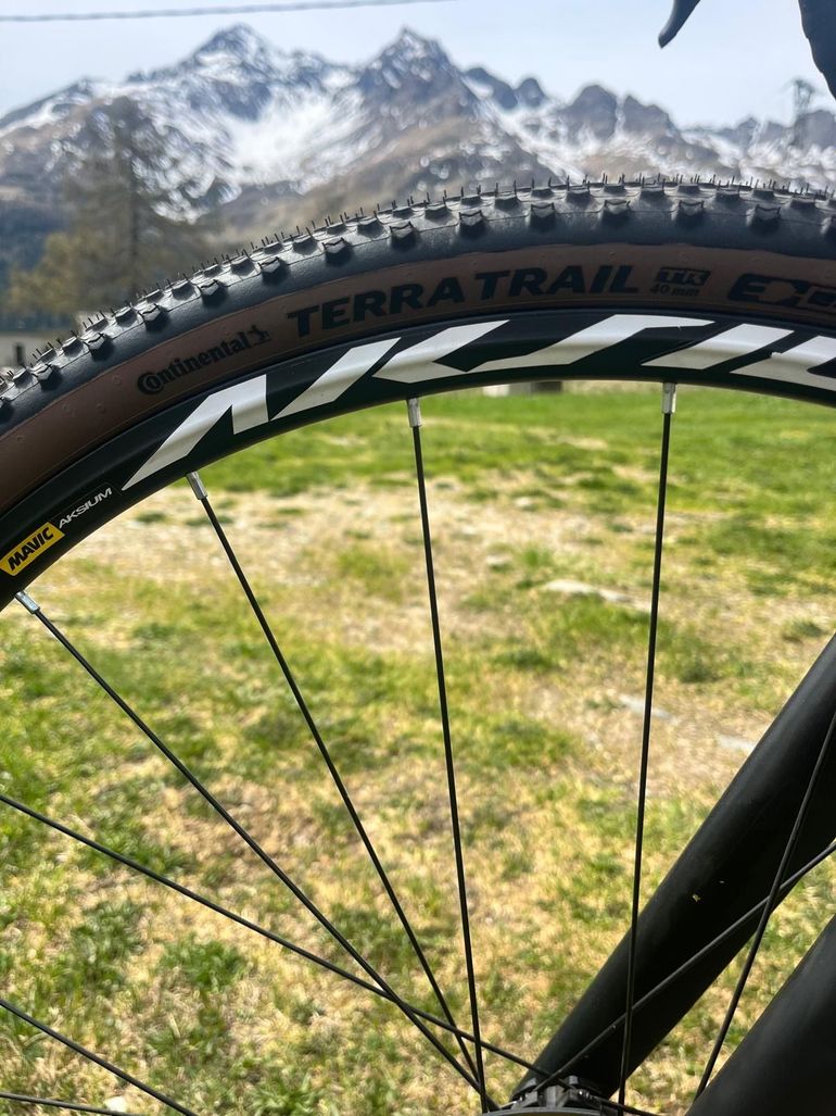 Used Trek Checkpoint Shimano GRX 2025 Road & Gravel, Red — image 7 of 9