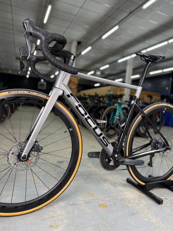 Used Focus IZALCO MAX DISC 9.7 2020 2020 Road & Gravel — image 18 of 23