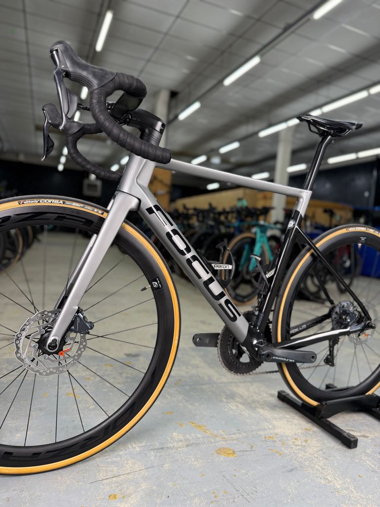 Used Focus IZALCO MAX DISC 9.7 2020 2020 Road & Gravel — image 18 of 23