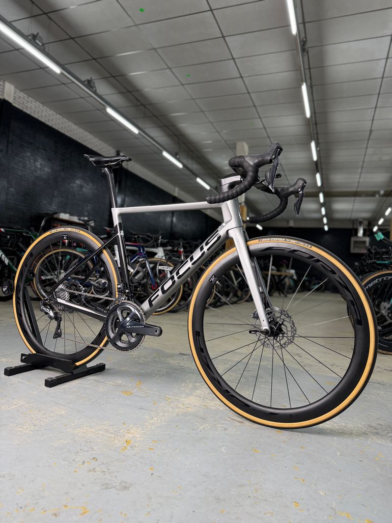 Used Focus IZALCO MAX DISC 9.7 2020 2020 Road & Gravel — image 2 of 23