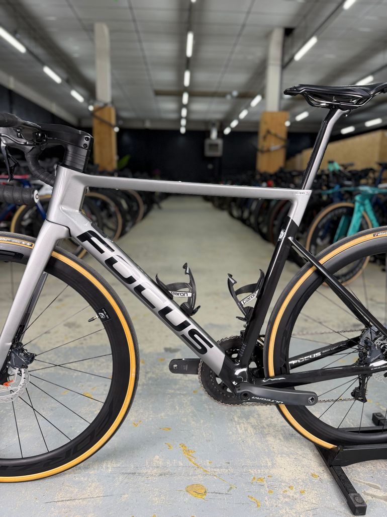 Used Focus IZALCO MAX DISC 9.7 2020 2020 Road & Gravel — image 22 of 23