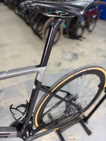 Used Focus IZALCO MAX DISC 9.7 2020 2020 Road & Gravel — image 20 of 23