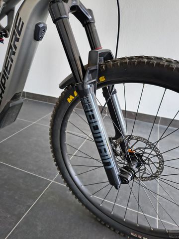 Used Lapierre Overvolt AM 6.6 2021 2021 Mountainbike, Light Gray, 27.5 — image 4 of 5