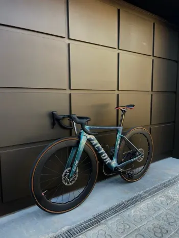 Used Factor OSTRO VAM SRAM Force eTap AXS 2023 2023 Road & Gravel, Blue — image 5 of 5