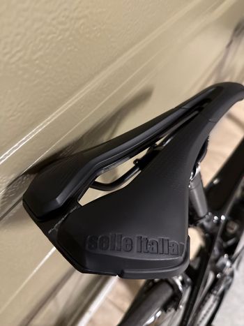 Used Trek Emonda Shimano Dura Ace Di2 2015 Road & Gravel, Black — image 7 of 8