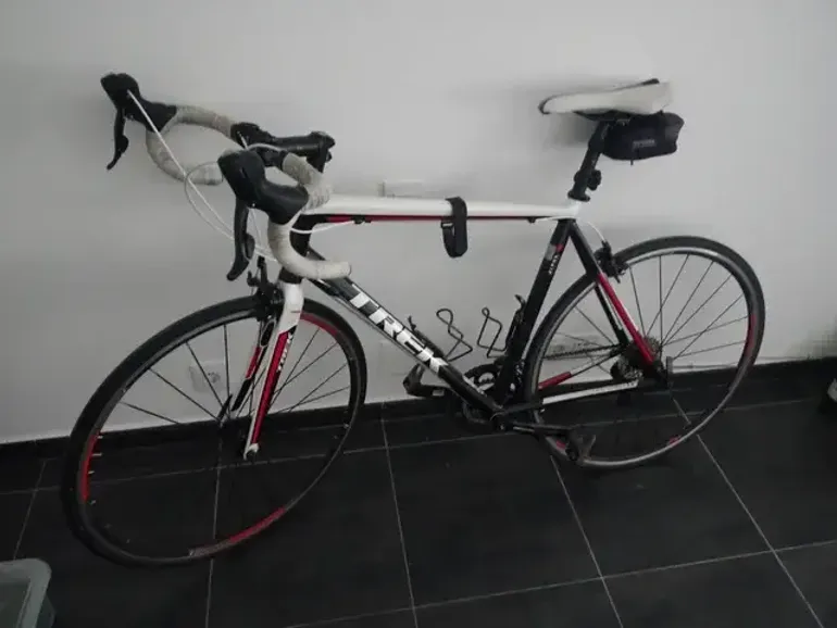 Used Trek 1.2 H2 (Compact) 2012 2012 Road & Gravel — image 2 of 3