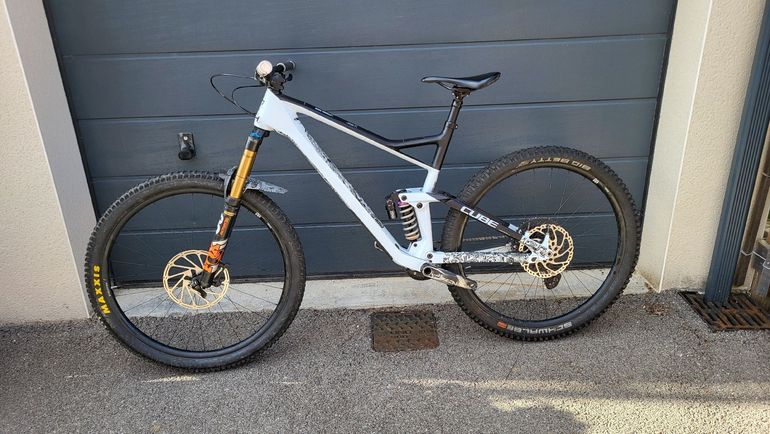 Used CUBE STEREO 150 C:62, RACE 29 2023 2023 Mountainbike — image 2 of 8