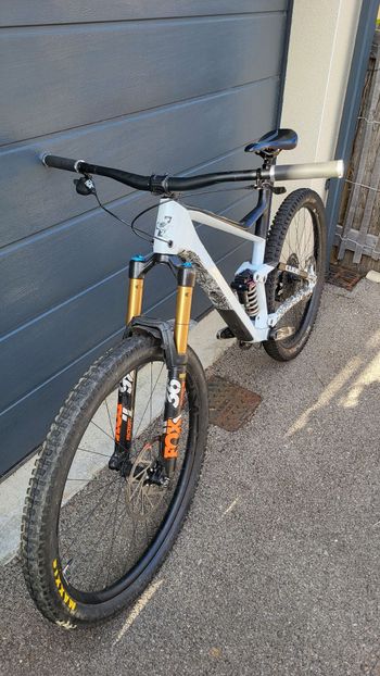 Used CUBE STEREO 150 C:62, RACE 29 2023 2023 Mountainbike — image 4 of 8