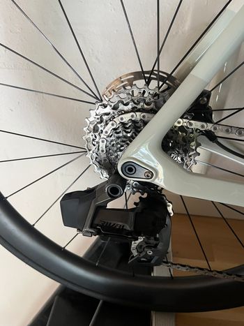 Used Bianchi Oltre Xr3 Rival Etap Axs 2022 Road & Gravel — image 2 of 9