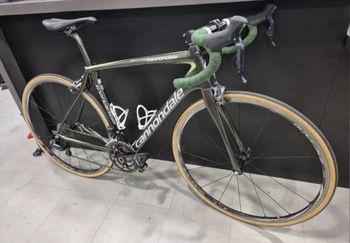 Used Cannondale Synapse Carbo Ultegra Electronico 2017 Road & Gravel, Black — image 3 of 11