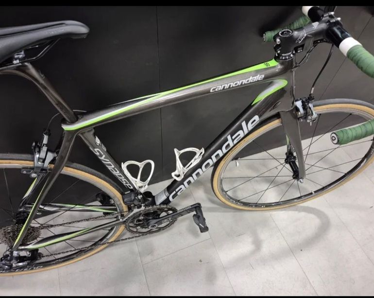 Used Cannondale Synapse Carbo Ultegra Electronico 2017 Road & Gravel, Black — image 5 of 11