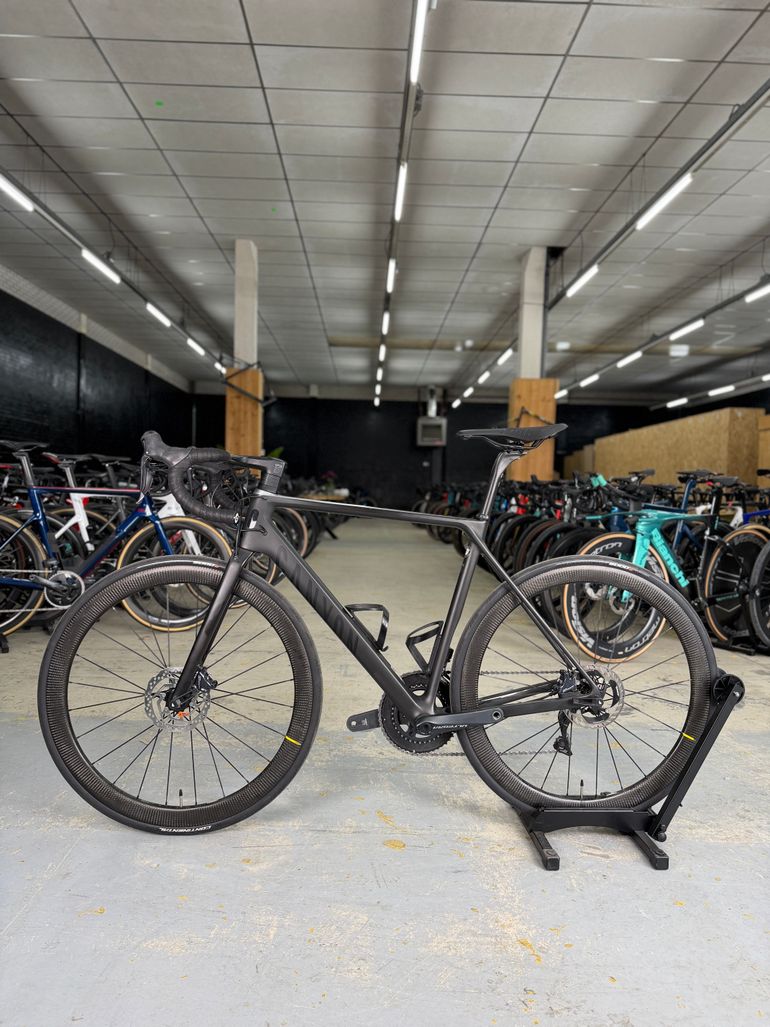 Used Canyon Ultimate CF SL Di2 Carbon 2021 Road & Gravel, Black — image 18 of 23