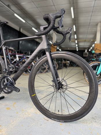 Used Canyon Ultimate CF SL Di2 Carbon 2021 Road & Gravel, Black — image 3 of 23