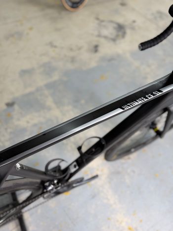 Used Canyon Ultimate CF SL Di2 Carbon 2021 Road & Gravel, Black — image 14 of 23