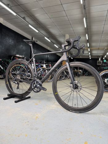 Used Canyon Ultimate CF SL Di2 Carbon 2021 Road & Gravel, Black — image 4 of 23