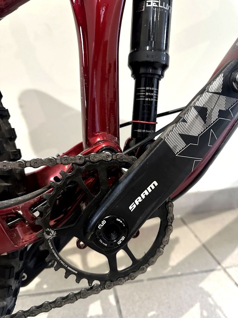 Used Trek Remedy 7 2022 2022 Mountainbike, Red, 27.5 — image 3 of 10