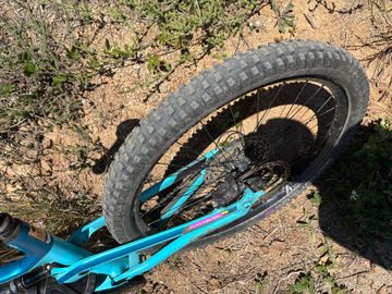 Canyon Spectral Shimano Deore XT 2021 Mountainbike usato, Blu — immagine 8 di 9