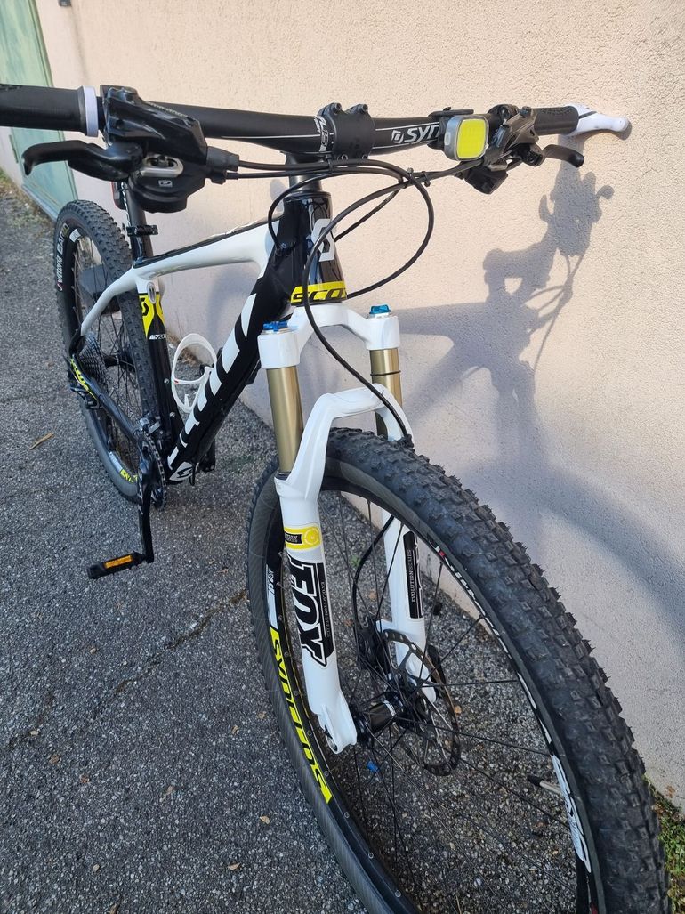 Used Scott Scale Shimano SLX 2017 Mountainbike, White — image 3 of 7