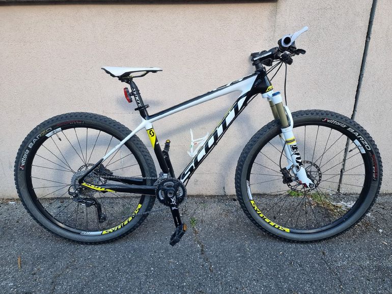 Used Scott Scale Shimano SLX 2017 Mountainbike, White — image 1 of 7