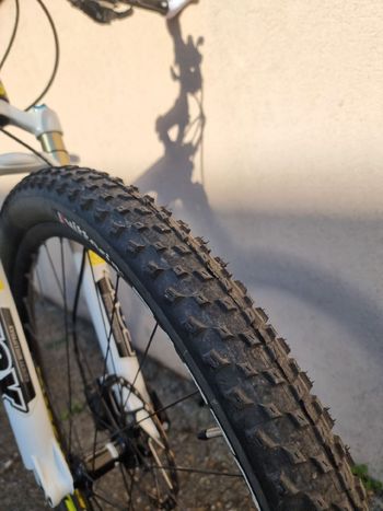 Used Scott Scale Shimano SLX 2017 Mountainbike, White — image 7 of 7