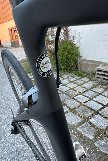 Used Canyon Aeroad Shimano Ultegra 2016 Road & Gravel, Black — image 9 of 16