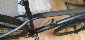Used Orbea ALMA M30 27.5 2020 2020 Mountainbike, Light Gray — image 3 of 11